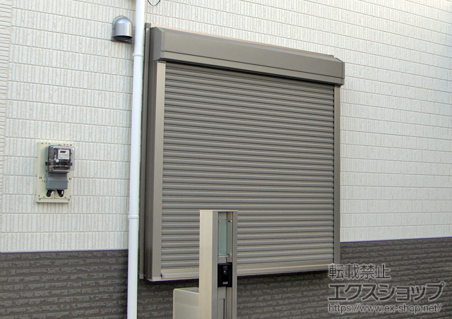 千葉県市川市のLIXIL リクシル（トステム）の窓シャッター リフォームシャッター イタリヤ 手動式 施工例