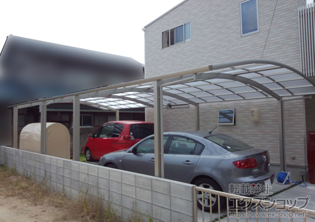 岡山県浅口市ののカーポート プレシオスポート ワイド 縦連棟 積雪〜20cm対応 施工例