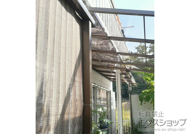 岐阜県多治見市のLIXIL リクシル（トステム）のテラス屋根 ライザーテラスII F型 テラスタイプ 単体 積雪〜20cm対応 施工例