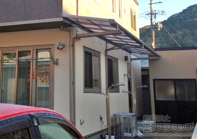 岩手県上閉伊郡大槌町のLIXIL リクシル（トステム）のテラス屋根 パワーアルファ F型 ルーフタイプ 連棟 積雪〜30cm対応 施工例