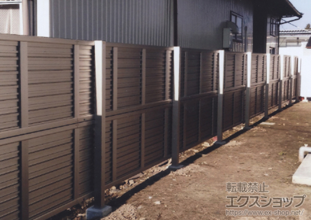 宮城県石巻市ののフェンス・柵 エクスラインフェンス7型 多段柱施工 施工例