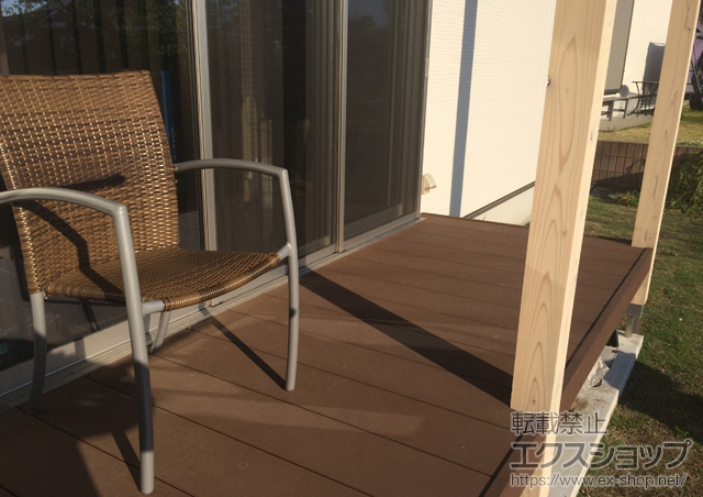 福岡県糟屋郡久山町ののウッドデッキ リウッドデッキ 200 施工例