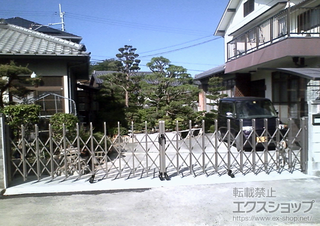 兵庫県たつの市ののカーゲート トリップゲート PB型 ノンレール 両開き 施工例