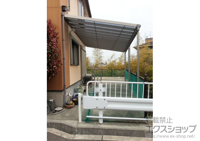 大阪府泉南郡熊取町ののテラス屋根、バルコニー・ベランダ屋根、カーポート ライザーテラスII F型 テラスタイプ 単体 積雪〜20cm対応 施工例