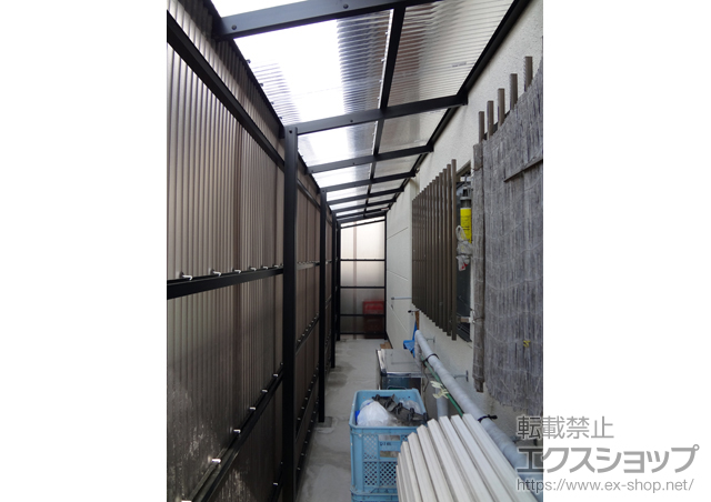 栃木県さくら市のLIXIL リクシル（トステム）のストックヤード フリーヤード 片側FIX 積雪〜20cm対応 施工例