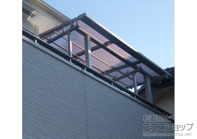 東京都八王子市のLIXIL リクシル（トステム）のバルコニー・ベランダ屋根 ライザーテラスII F型 屋根タイプ 単体 積雪〜20cm対応 施工例