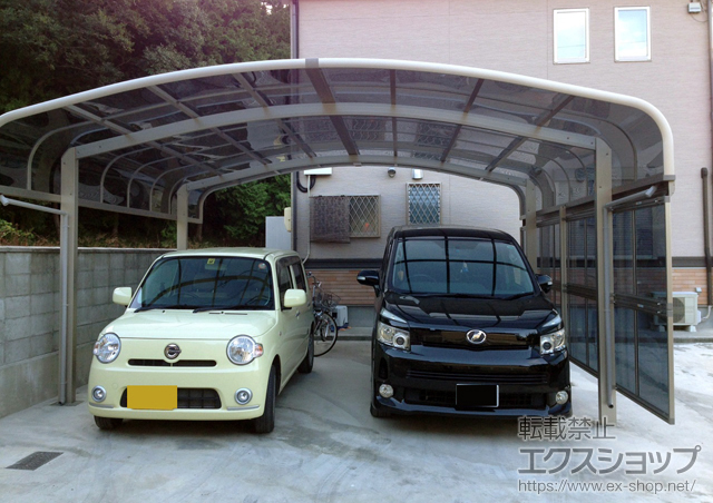 徳島県徳島市ののカーポート レイナキャップツインポートグラン 積雪〜20cm対応＋レイナキャップツインポートグラン用サイドパネル　2段 施工例