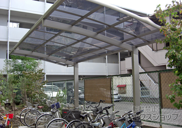 大阪府枚方市のLIXIL リクシル（トステム）のカーポート カーブポートシグマIII 積雪〜20cm対応 施工例