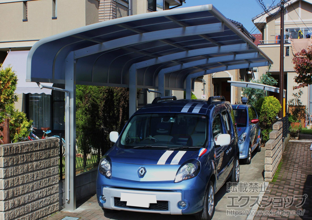 埼玉県鶴ヶ島市ののカーポート レイナキャップポートグラン 縦連棟　積雪〜20cm対応 施工例