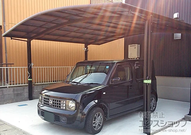 岐阜県羽島市のLIXIL リクシル（トステム）のカーポート カーブポートシグマIII ワイド 積雪～20cm対応 施工例
