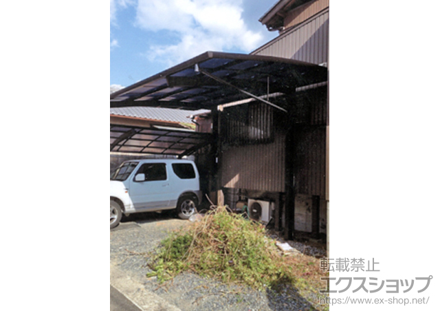 三重県四日市市ののカーポート レイナポートREグラン 前下がり積雪〜20cm対応＋着脱式サポート柱 ハイルーフ 2本入り 施工例