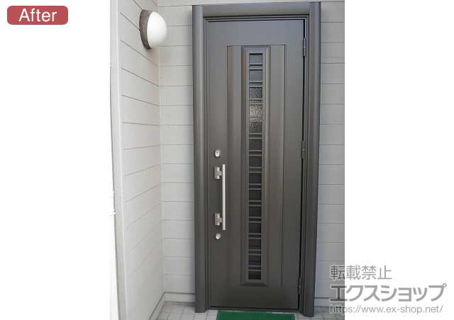 愛知県知多郡美浜町のLIXIL リクシル（トステム）の玄関ドア リシェントH1型 型開き *採風タイプ 施工例