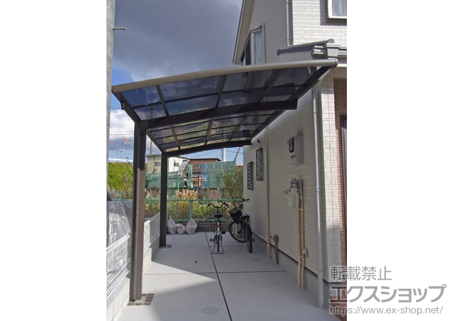 大阪府高槻市のLIXIL リクシル（トステム）のカーポート カーブポートシグマIII 積雪〜20cm対応 施工例