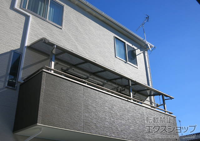 静岡県静岡市のLIXIL リクシル（トステム）のバルコニー・ベランダ屋根 ライザーテラスII R型 屋根タイプ 連棟 積雪〜20cm対応 施工例