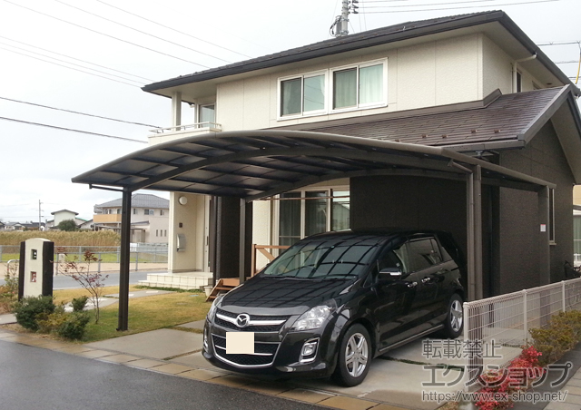 鳥取県米子市のLIXIL リクシル（トステム）のカーポート カーブポートシグマIII ワイド 積雪〜20cm対応 施工例