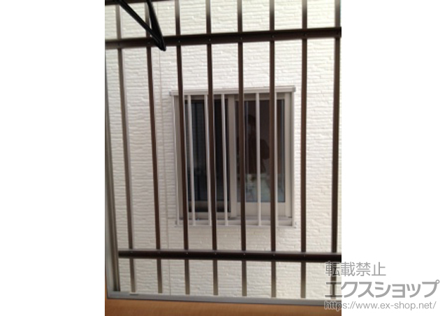 埼玉県さいたま市のLIXIL リクシル（トステム）の面格子・窓格子 アルミ面格子 A型 施工例
