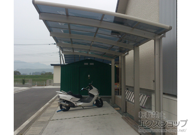 熊本県山鹿市ののカーポート レイナポートグラン 縦連棟　積雪〜20cm対応 施工例