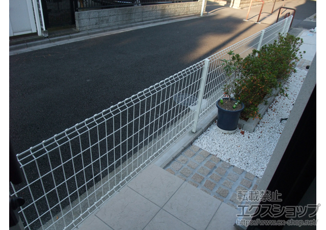 東京都杉並区ののフェンス・柵 ハイグリッドフェンスUF8型　フリーポールタイプ 施工例