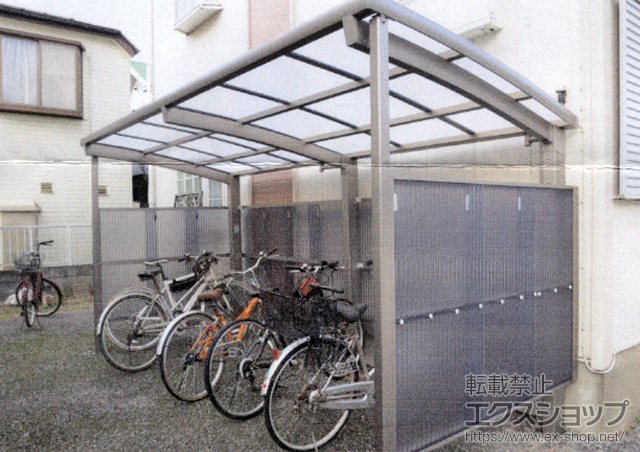 千葉県船橋市のLIXIL リクシル（トステム）のカーポート カーブパークシグマIII パネル3面囲い 積雪~20cm対応 施工例