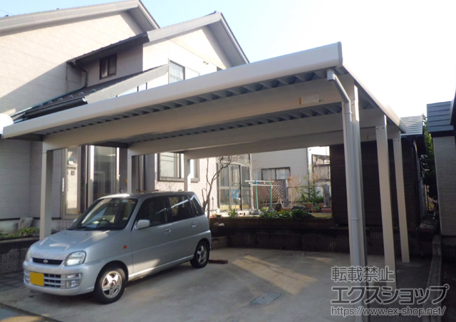 秋田県秋田市ののカーポート ジーポートneo 2台用 角柱6本 標準鼻隠し 積雪〜150cm対応 施工例