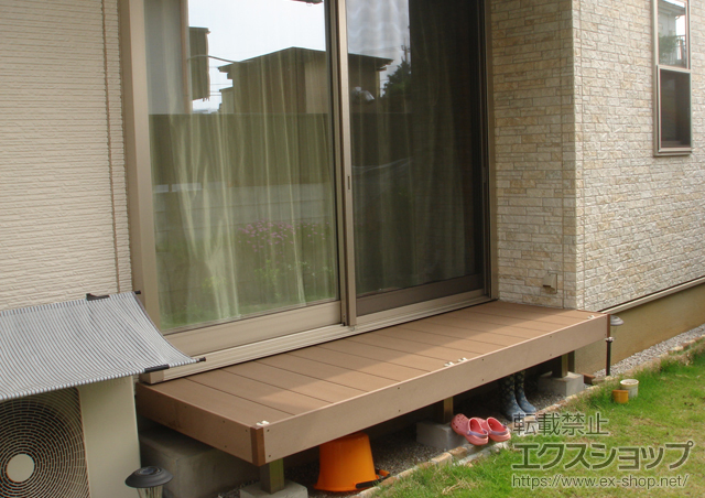 東京都八王子市のLIXIL リクシル（トステム）のウッドデッキ レストステージ 幕板納まり 施工例