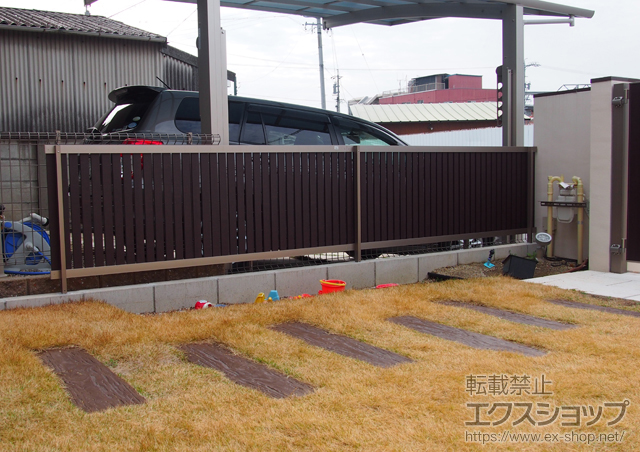 愛知県名古屋市ののフェンス・柵 ジオーナフェンス B4型 マテリアルカラー フリーポールタイプ 施工例