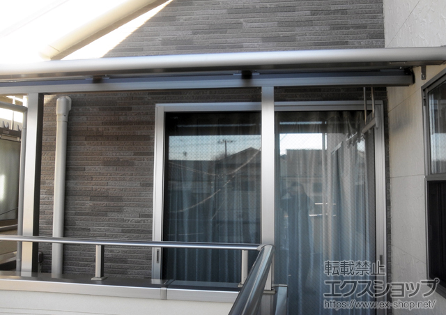 東京都練馬区のLIXIL リクシル（トステム）のバルコニー・ベランダ屋根 ライザーテラスII F型 屋根タイプ 単体 積雪〜20cm対応 施工例