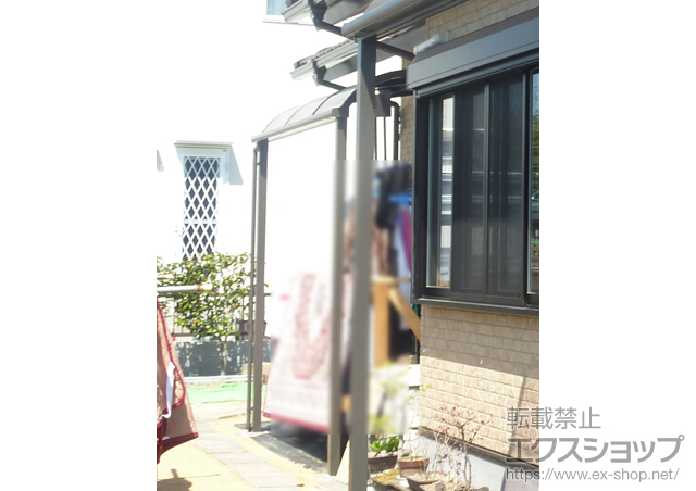 茨城県日立市のLIXIL リクシル（トステム）のテラス屋根 ライザーテラスII R型 テラスタイプ 単体 積雪〜20cm対応 施工例