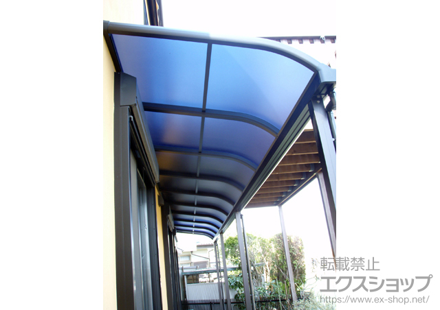 埼玉県春日部市ののテラス屋根 プレシオステラス R型 テラスタイプ 連棟　積雪〜20cm対応 施工例