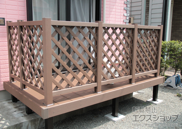 東京都町田市ののウッドデッキ リウッドデッキ 200+リウッドデッキフェンス2型 施工例