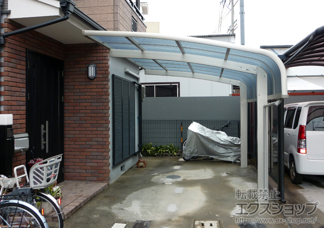 大阪府寝屋川市ののカーポート レイナキャップポートグラン　積雪〜20cm対応 施工例