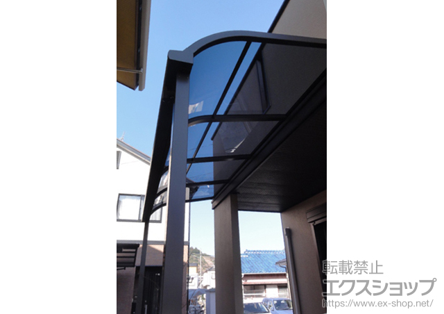 静岡県静岡市のLIXIL リクシル（トステム）のテラス屋根 ライザーテラスII R型 テラスタイプ 単体 積雪〜20cm対応 施工例