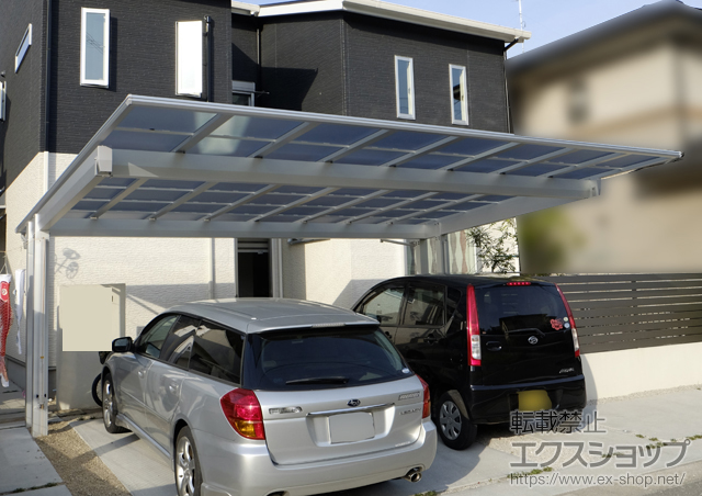 福岡県筑紫野市ののカーポート エフルージュツインEX 後方支持タイプ 積雪〜20cm対応＋着脱式サポート 2本入 施工例