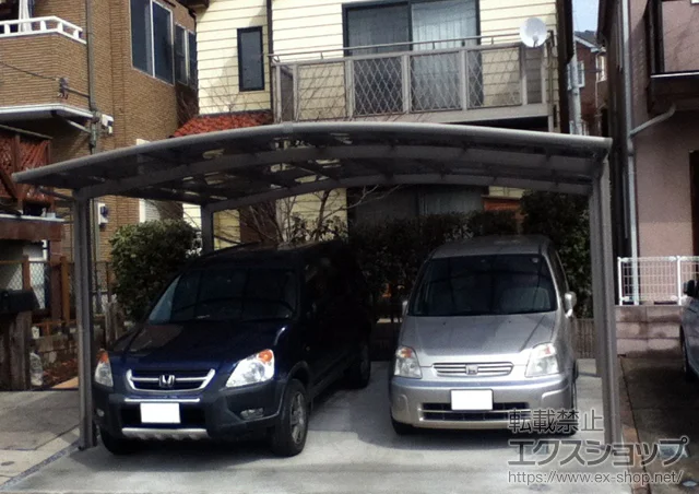 埼玉県桑名郡木曽岬町のYKKAPのカーポート カーブポートシグマIII ワイド 積雪〜20cm対応 施工例