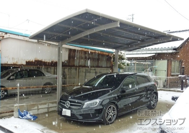 愛知県名古屋市のLIXIL リクシル（トステム）のカーポート カーブポートシグマIII 積雪〜20cm対応 施工例