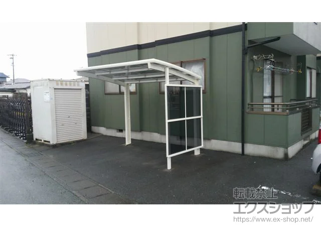 静岡県磐田市のLIXIL リクシル(トステム)のサイクルポート・自転車置き場 カーブパークシグマIII パネル1面囲い(側面) 積雪~20cm対応 施工例