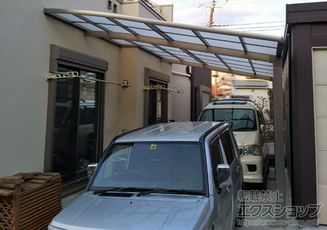 神奈川県横浜市のLIXIL リクシル（トステム）のカーポート ルーフポートシグマIII 積雪〜20cm対応 施工例