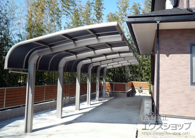 静岡県浜松市のLIXIL リクシル（トステム）のカーポート テールポートシグマIII 1500 縦連棟 積雪〜50cm対応 施工例