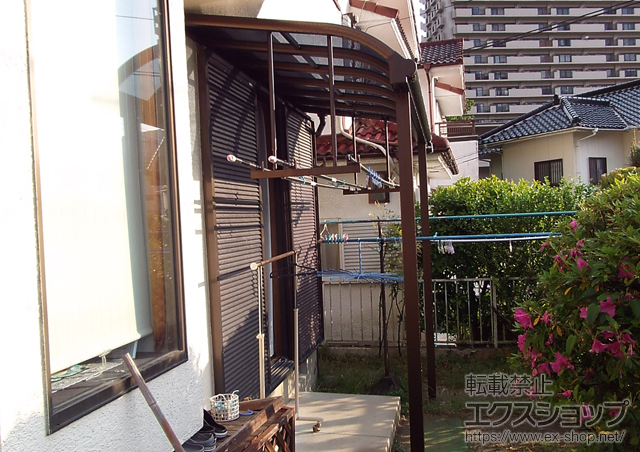 兵庫県西宮市ののテラス屋根 プレシオステラス R型 1500 テラスタイプ 単体　積雪〜50cm対応 施工例