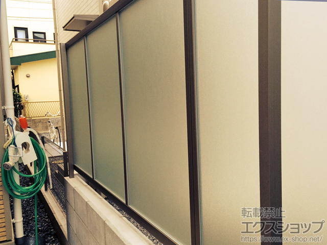 埼玉県さいたま市ののフェンス・柵 ライシスフェンス P型 ポリカーボネート フリーポールタイプ 施工例