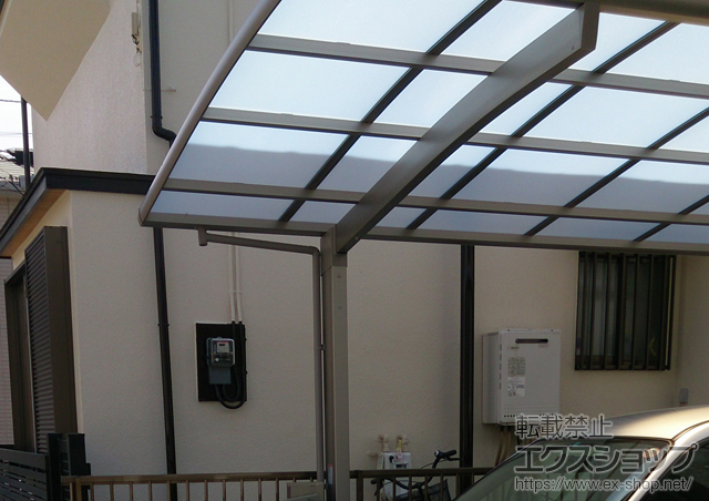 千葉県松戸市のLIXIL リクシル（トステム）のカーポート カーブポートシグマIII 積雪〜20cm対応 施工例