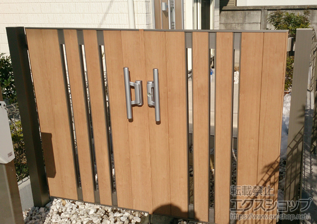 東京都杉並区のの門扉 ジオーナ門扉 SA型 両開き マテリアルカラー　柱使用 施工例