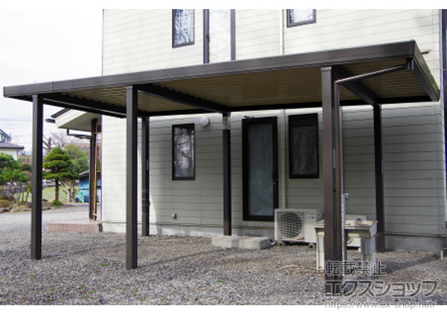 東京都西多摩郡日の出町のLIXIL リクシル（トステム）のカーポート テリオスポートIII 900 奥行延長 角柱6本仕様 積雪〜30cm対応 施工例