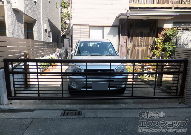 神奈川県川崎市ののカーゲート エクスラインアップゲート ワイド 1型 手動式 施工例