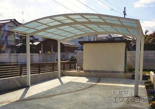 愛媛県新居浜市のYKKAPのカーポート レイナツインポートグラン　積雪～20cm対応 施工例