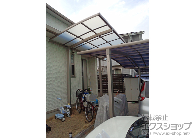 福岡県小郡市のLIXIL リクシル（トステム）のサイクルポート・駐輪場 カーブポートシグマIII ミニ 積雪〜20cm対応 施工例