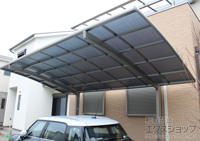 大阪府吹田市のLIXIL リクシル（トステム）のカーポート カーブポートシグマIII 積雪〜20cm対応 施工例