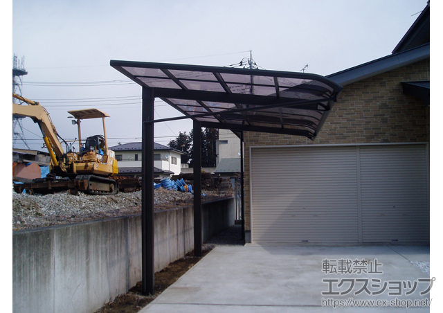 栃木県日光市のLIXIL リクシル（トステム）のカーポート レガーナポートシグマIII 積雪〜20cm対応 ※雨樋あり 施工例