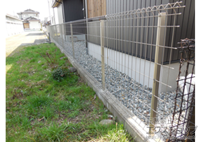 富山県富山市ののカーポート イーネットフェンス1F型 自由柱タイプ 施工例