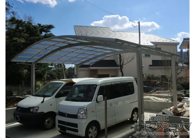 東京都町田市のYKKAPのカーポート レイナツインポートグラン　積雪～20cm対応 施工例